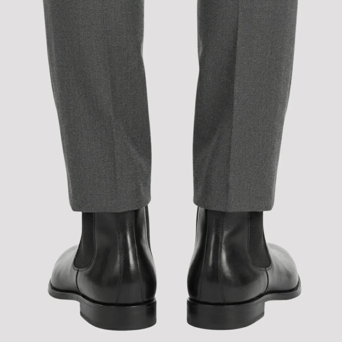 Bota Chelsea Masculina Preta com Salto