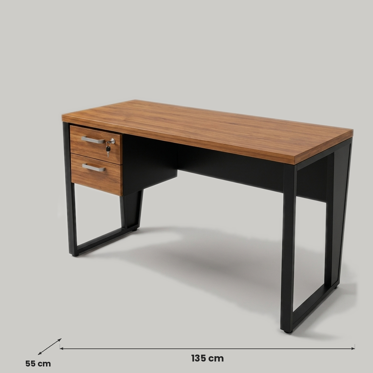 Escrivaninha 135cm - medidas: Largura 135cm, Profundidade 55cm