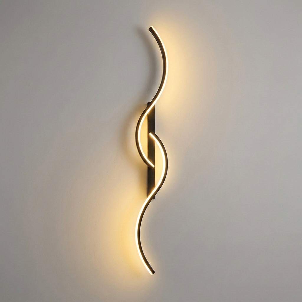 Arandela S-Lines com luz LED amarela em fundo neutro