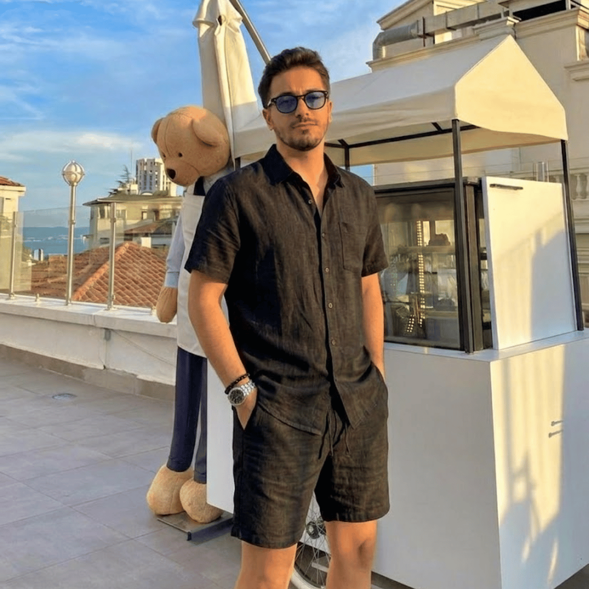 Conjunto Masculino de Linho Preto Com Óculos