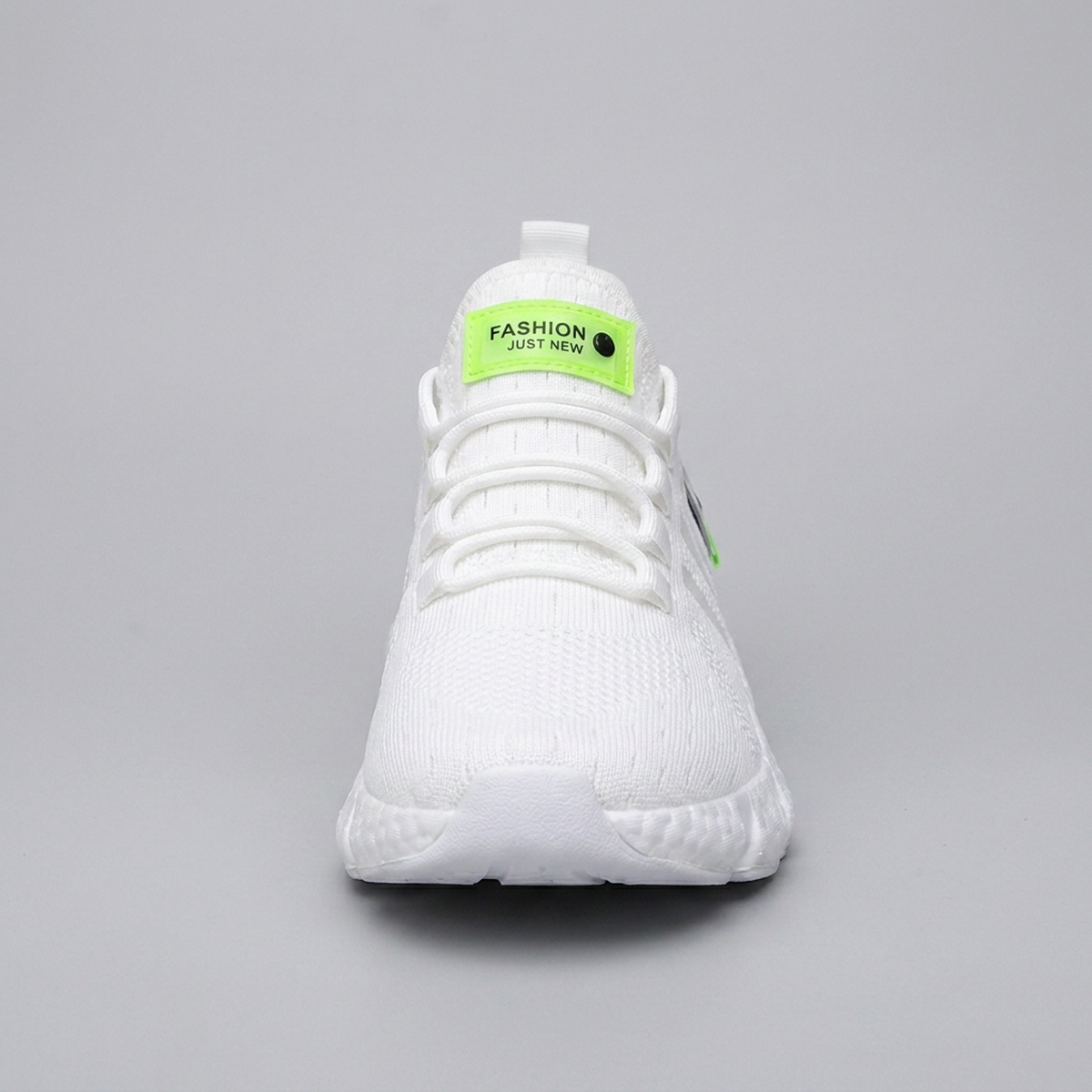 Tênis respirável Pro cor branco - fundo neutro